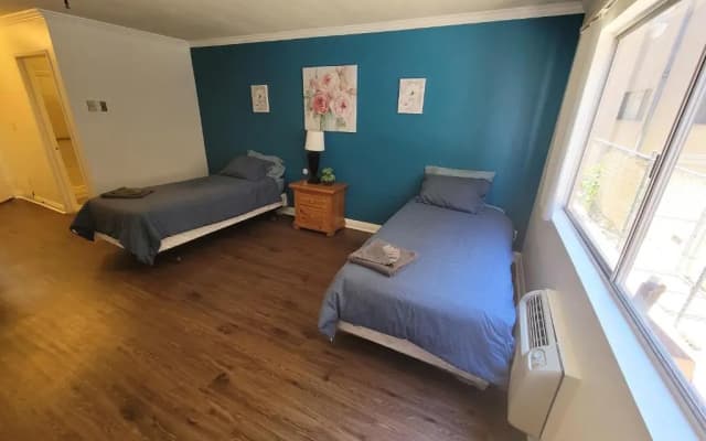 (A09) Spacious Double Bed Suite - photo 2