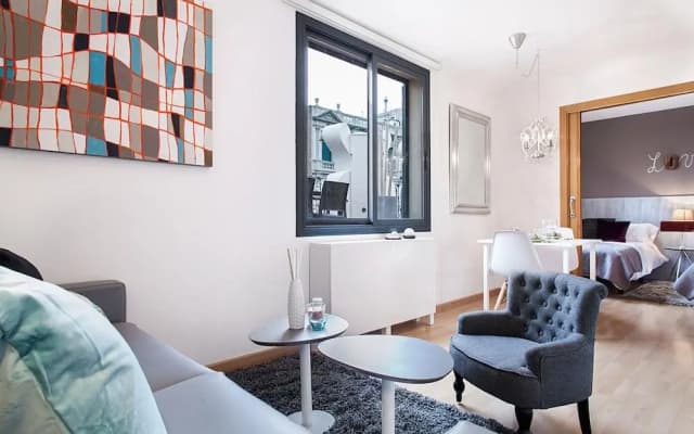 Rambla Paris Attic Apartment - photo 4