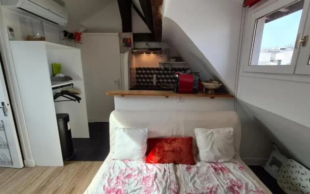 Appartement Cœur de Paris avec vue sur les toits - photo 2