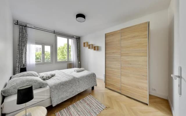 Chic apart with parking and balcony - photo 3