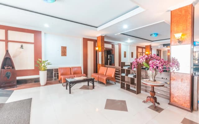 OYO 1667 Wisma Lux Barkah - photo 2