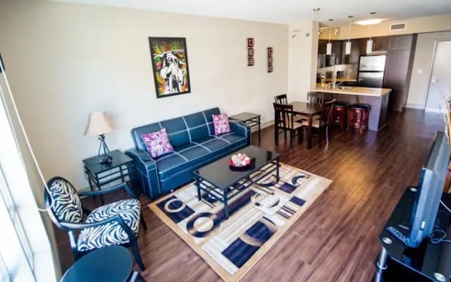 The Hollywood Marley Apartment - photo 2
