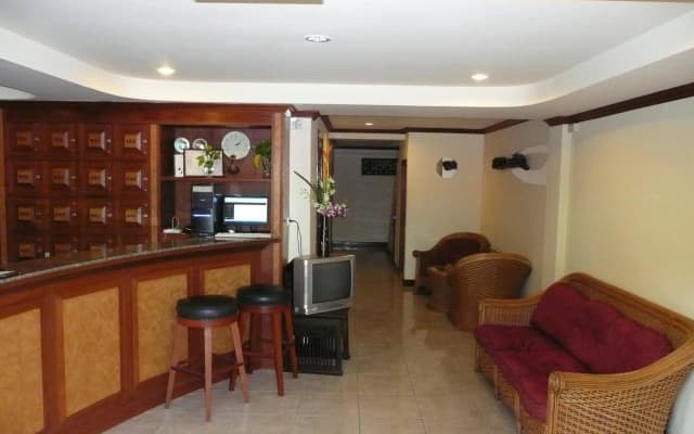 Adonis Guest House - photo 2