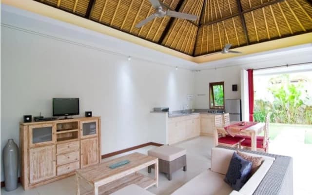 Villa Warna Warni - photo 2