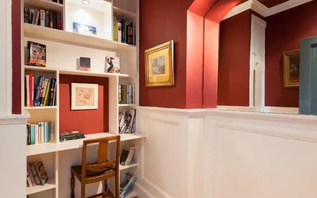 The Castle Esplanade Residence - photo 4