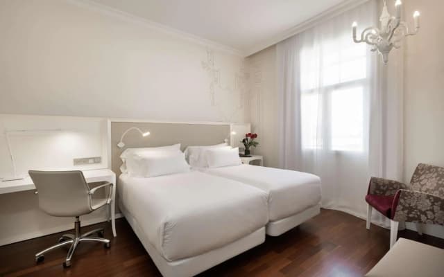 NH Collection Madrid Abascal - photo 3