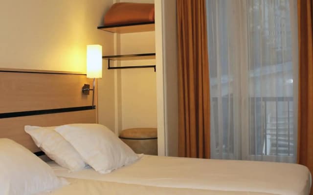 New Hotel Saint Lazare - photo 3