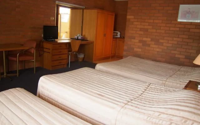Comfort Inn Essendon - photo 2