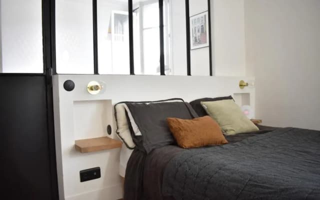 Stylish and Modern Apartment in Le Marais - photo 2