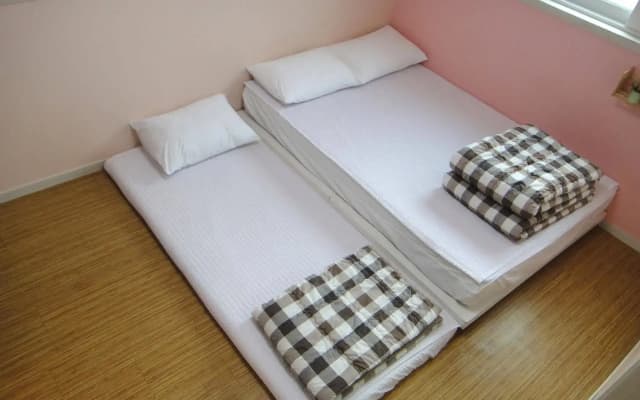 BB Hongdae Hostel - photo 4