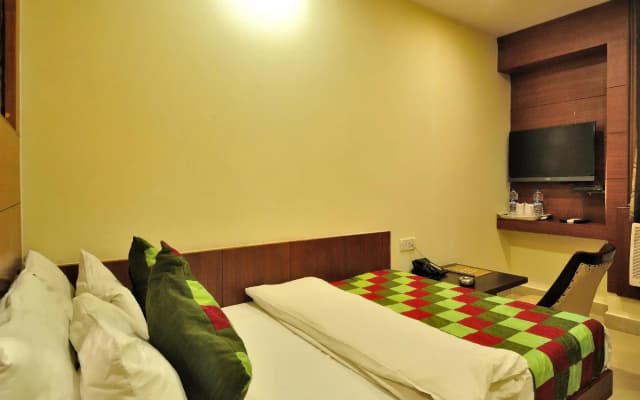 Hotel Shelton - photo 5