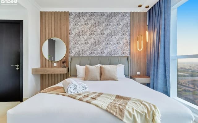 bnbme | The Court Tower | 1 BDR - photo 2