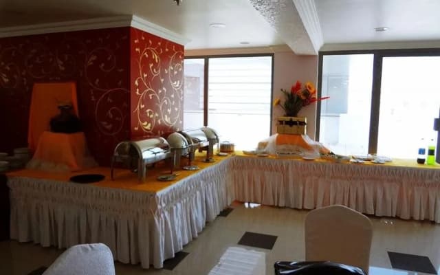 OYO 132 Al Reef Hotel - photo 3