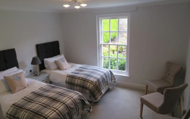 Duthus Lodge - photo 2