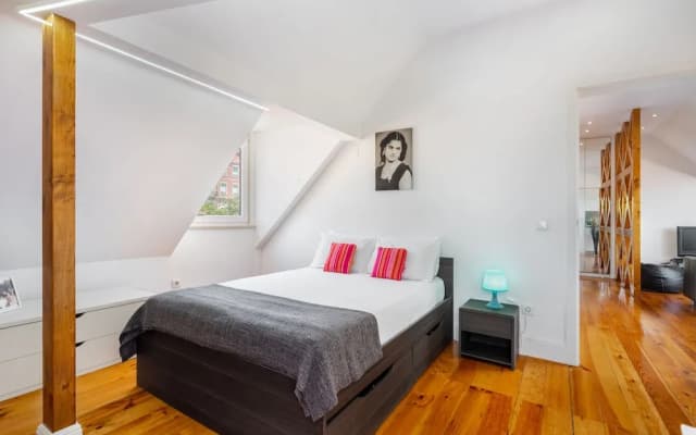 Premium River View Apartment - photo 2