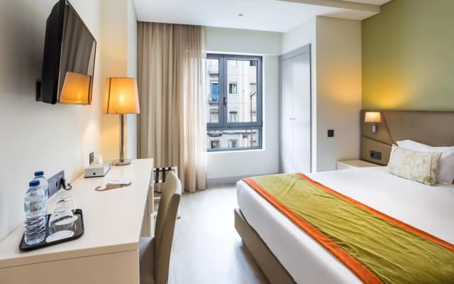 Empire Lisbon Hotel - photo 4