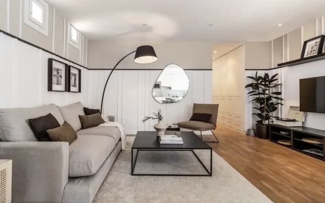 Oeste - 2 Bedrooms in Chueca - photo 5