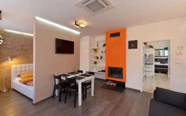 Agnes Apartments - photo 4