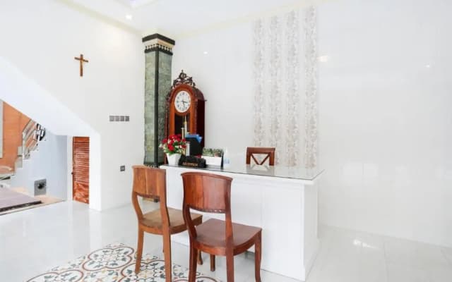 Hotel O Ceria Guesthouse SeminyakNearSeminyak Beach - photo 2