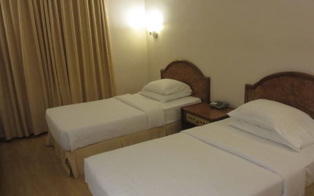 Sanbay Hotel - photo 4