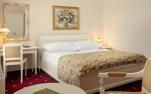 Alqush Downtown Hotel - photo 5