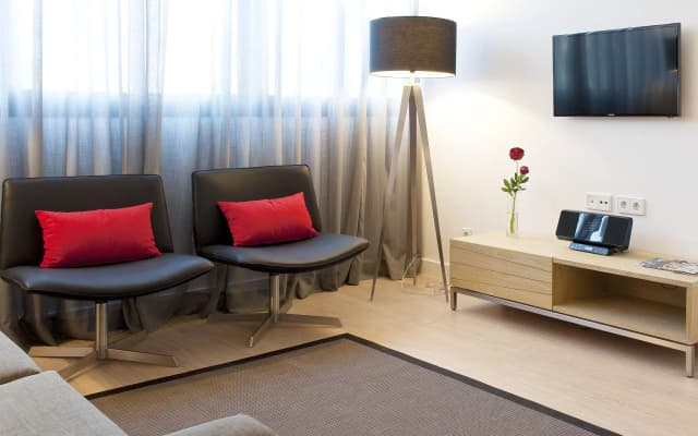 Mh Apartments Barcelona - photo 2