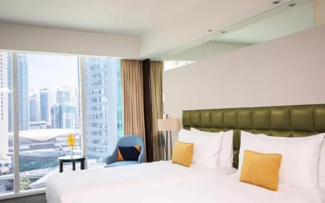 Voco Bonnington Jumeirah Lakes Towers - photo 3