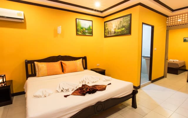 Hotel Grand Orchid Inn - photo 3