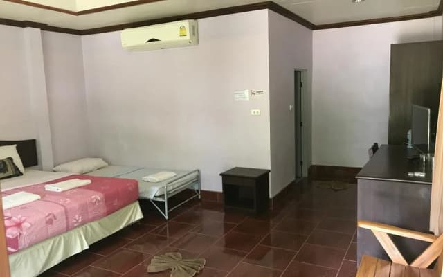 Cashew Nut Bungalows - photo 3