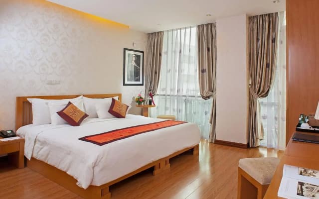 Tam Hotel - photo 2