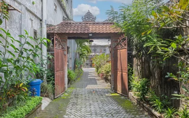 Nobody Inn Bali - photo 3