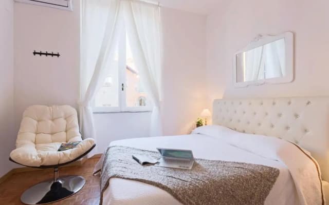 TownHouse by the Spanish Steps - photo 4