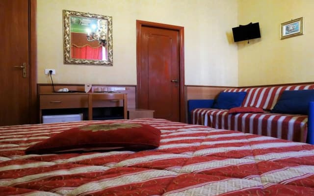 Hotel Artromano - photo 2