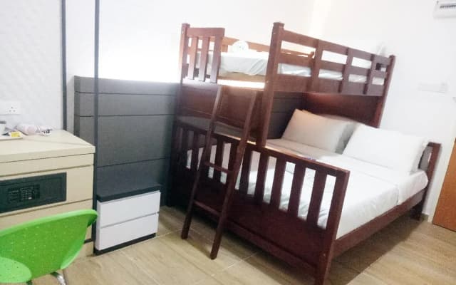 HYD Hotel Wangsa Maju - photo 2