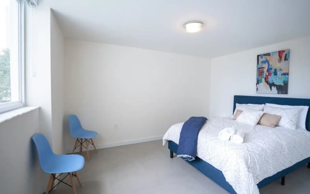 The Outpost Miami Apartments - photo 2