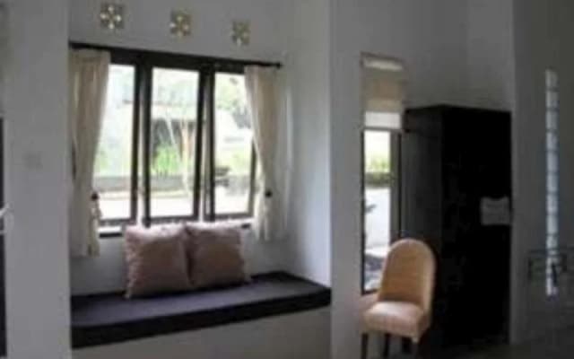 Sari Bunga Homestay Ubud - photo 4