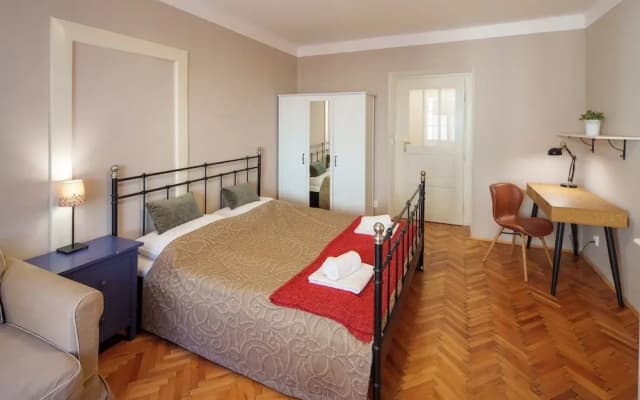 Old Town - Templova Apartments - photo 3