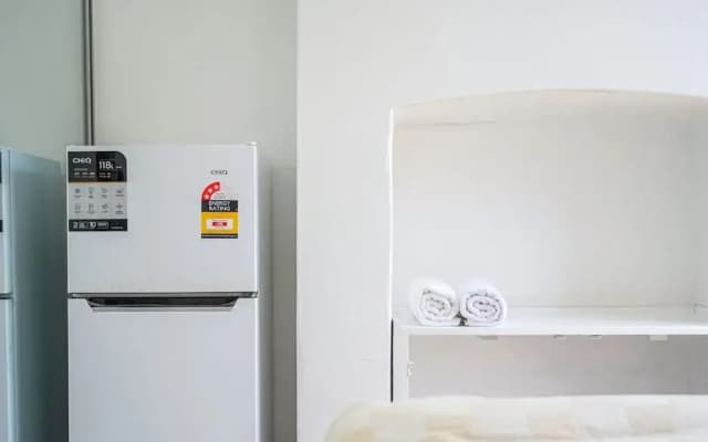Metawise/parramatta Cozy Room With Furniture Wifi - photo 2