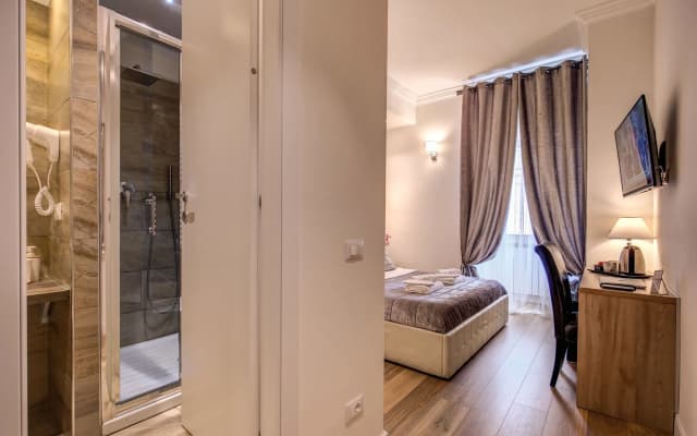 Chester Suites - photo 2