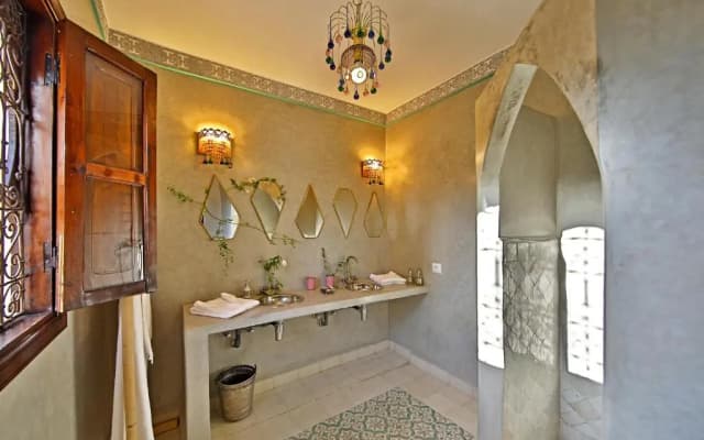 Riad Sashema - photo 2