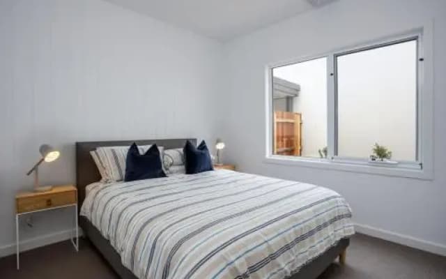 Molly's Beach House: - photo 4