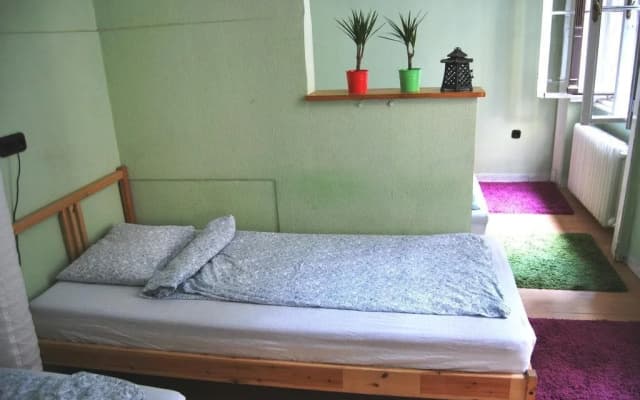 Guru Hostel - photo 4