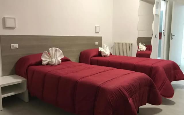 Tiburtina Royal Suites - photo 3