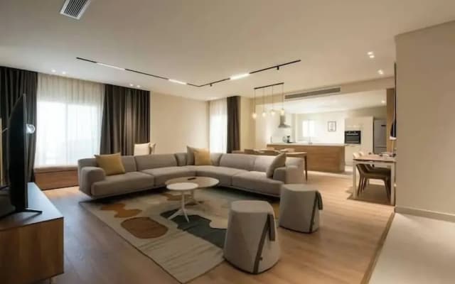 Milena at Akoya Residence - photo 3