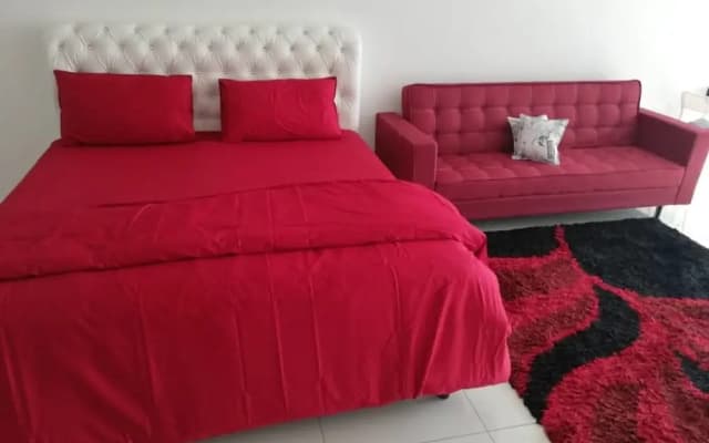 3 Tower Duplex Unit Apartment - photo 4
