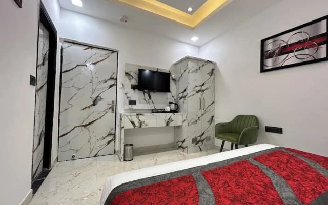 Hotel Cosmo - photo 3