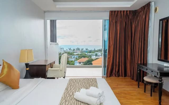 Hillside Seaview Residence - photo 4