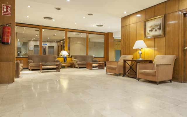 Plaza De Castilla Iii - photo 2