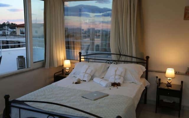 Flat in Monastiraki with stunning view of Acropolis - photo 2