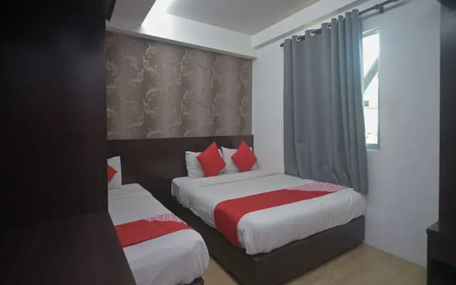Oyo 44052 Seven Hotel - photo 5